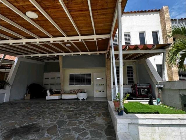 CASA EN VENTA EN URB CASA DE CAMPO SAN DIEGO ML 9912812
