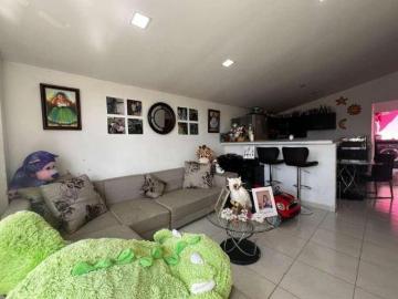 CASA EN VENTA EN VACAMONTE URB. ALTOS DEL TECAL