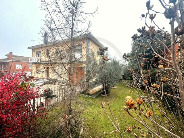 Casa en venta en Vacarisses. Casas.