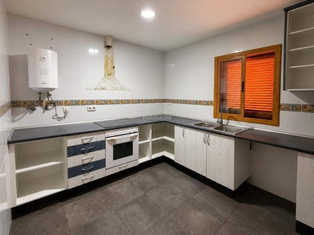 Casa en venta en Vacarisses. OPORTUNIDAD. Chalet independiente 180 m2 en parcela de 579 m2. Casas.