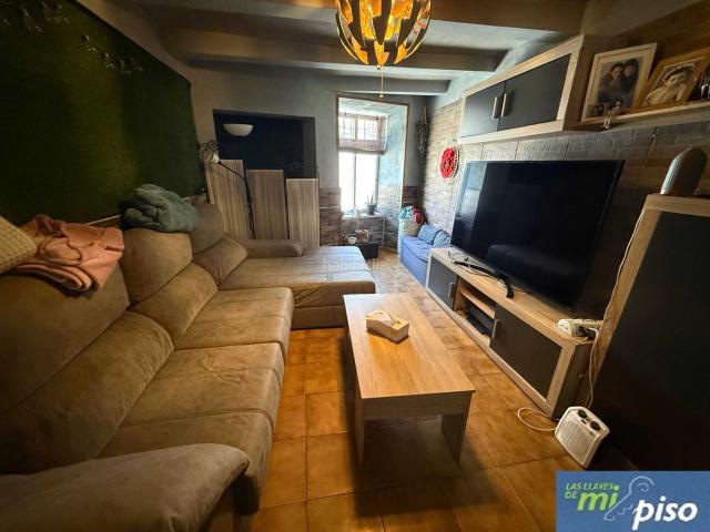 Casa en venta en Valoria la Buena. Oportunidad Casa en Valoria la Buena de tres habitaciones. Casas Valoria la.