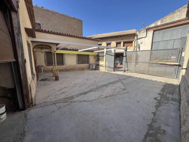Casa en venta en Valdealgorfa. Se vende chalet totalmente reformada y actualizada en Valdealgorfa. Casas.