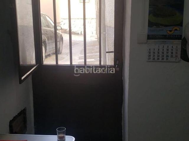 Casa en venta en Valdefuentes. CASA LISTA PARA ENTRAR A VIVIR EN EL CENTRO DE VALDEFUENTES. Casas.