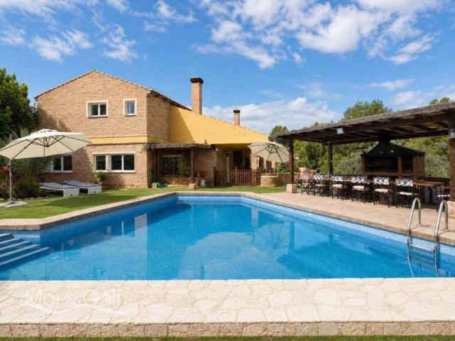 Casa en Venta en Valdeolea