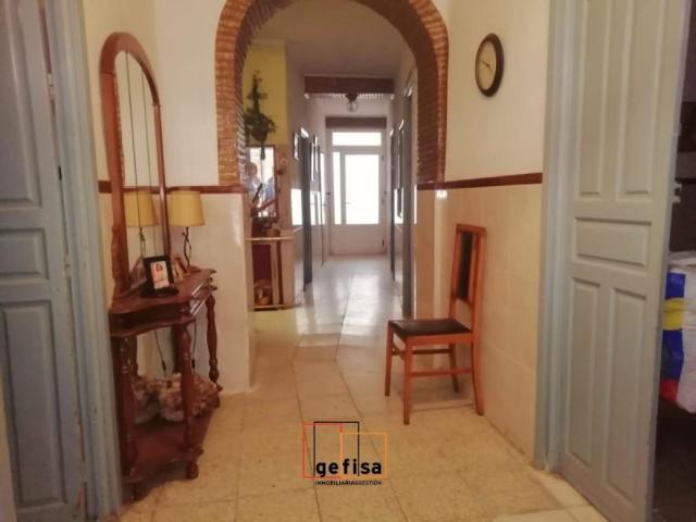 Casa en venta en Valdepeñas, Buena