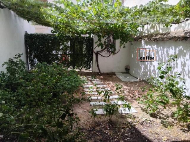 Casa en venta en Valdepeñas, Buena