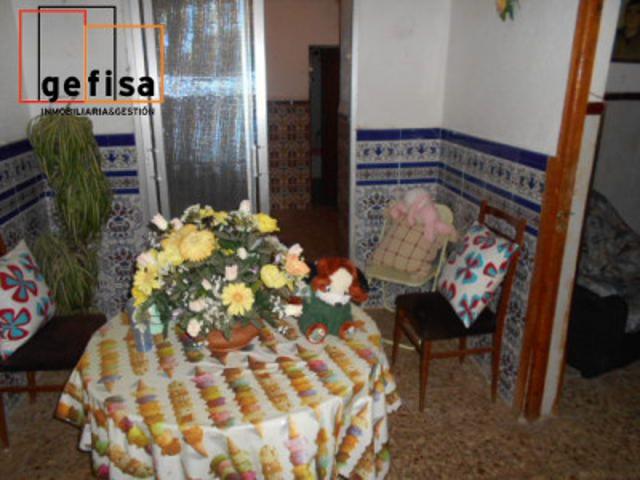 Casa en venta en Valdepeñas, Barrio Lucero