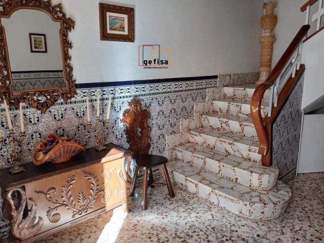 Casa en venta en Valdepeñas. Casa en venta en Buena, 5 dormitorios. Casas.