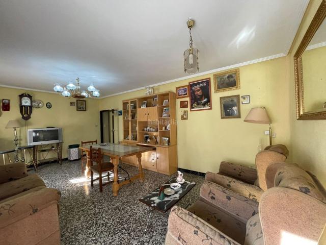 Casa en venta en Valdepeñas. Casa en venta en Virgen de la Cabeza, 3 dormitorios. Casas.