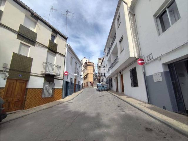 Casa en Venta en Valdepeñas de Jaén