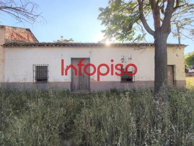 Casa en venta en Valdepeñas, Valdepenas