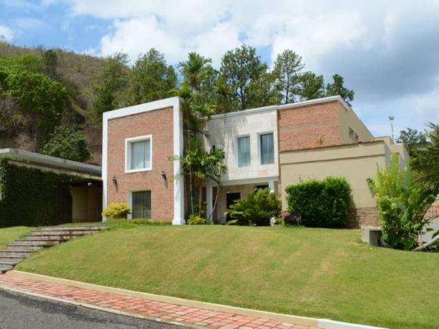 Casa en Venta en Valencia Carabobo 1000 m2. 4 hab