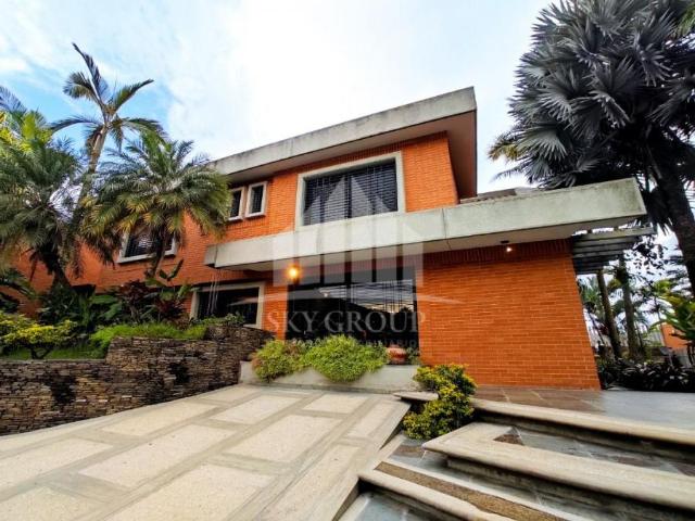 Casa en Venta en Valencia Carabobo 343 m2. 5 hab