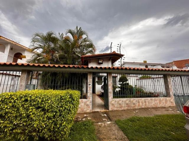 Casa en Venta en Valencia Carabobo 528 m2. 3 hab
