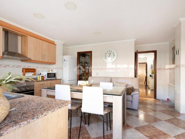 Casa en venta en Valencia, Torrefiel. Casa en venta en Valencia. Casas.