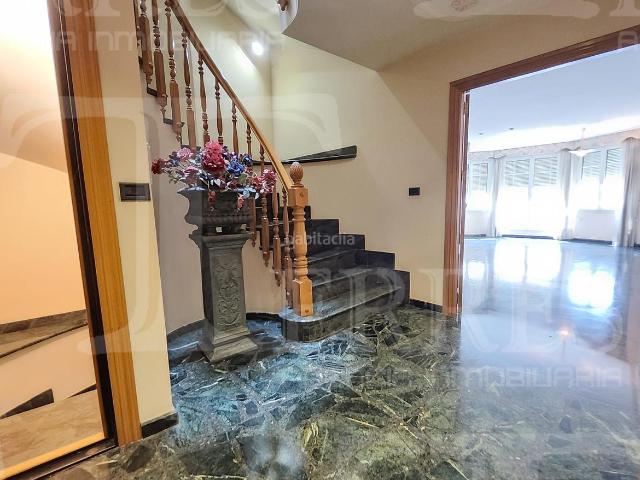 Casa en venta en Vall d´Uixó la. CASA PARA ENTRAR A VIVIR. Casas Vall d´Uixó.