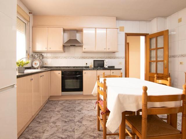 Casa en venta en Vall d´Uixó la. CASA UNIFAMILIAR EN POLÍGONO III. Casas Vall d´Uixó.