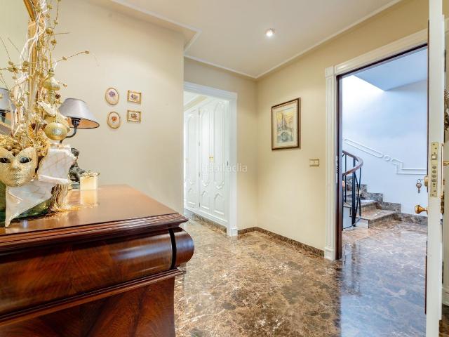 Casa en venta en Vall d´Uixó la. Un auténtico 3 en 1 local comercial 2 viviendas independientes. Casas Vall d´Uixó.