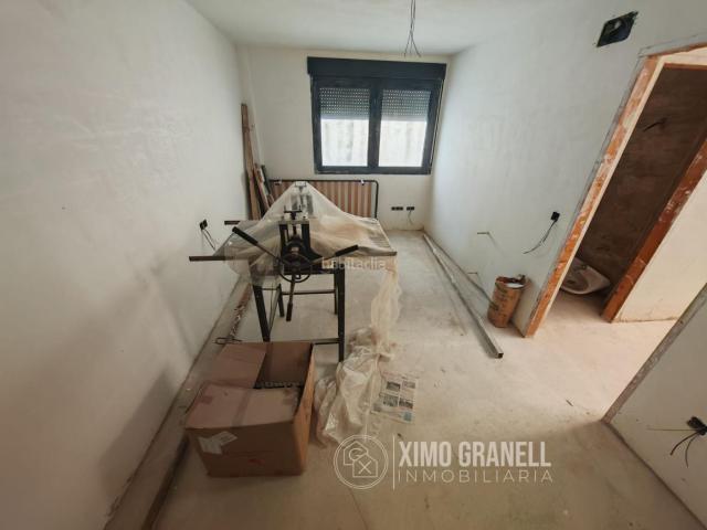 Casa en venta en Vall d´Uixó la. VIVIENDA UNIFAMILIAR EN EL POLIGONO III DE LA VALL DUIXÓ CON GARAJE, PATIO, BUHARDILLA Y GRAN TERRAZA. Casas Vall d´Uixó.