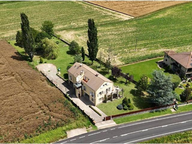 Casa en venta en Vall d´en Bas, la, de 250 m² 4 habitaciones por 674.000
