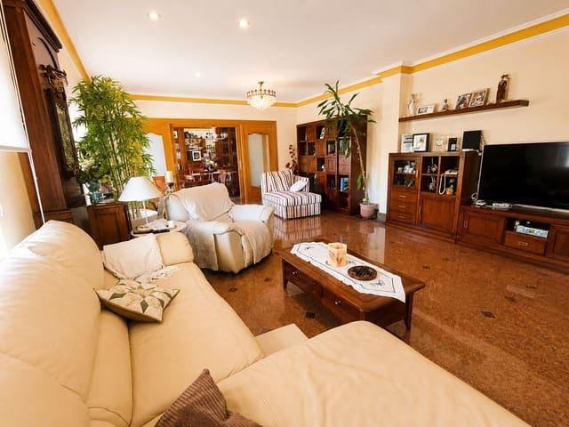 Casa en venta en Santovenia de Pisuerga, Valladolid