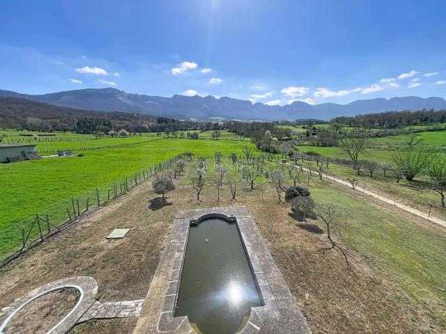 Casa en venta en Valle de Mena. Casas Valle de.