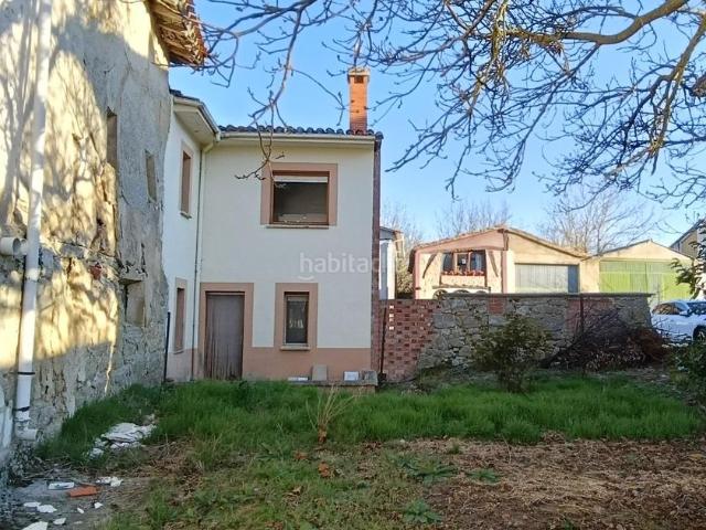 Casa en venta en Valle de Oca. Ven a vivir donde el aire es puro y la tranquilidad es la norma. El Valle del Oca te espera. Casas Valle de.