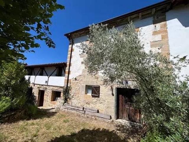 Casa en Venta en Valle de Valdebezana