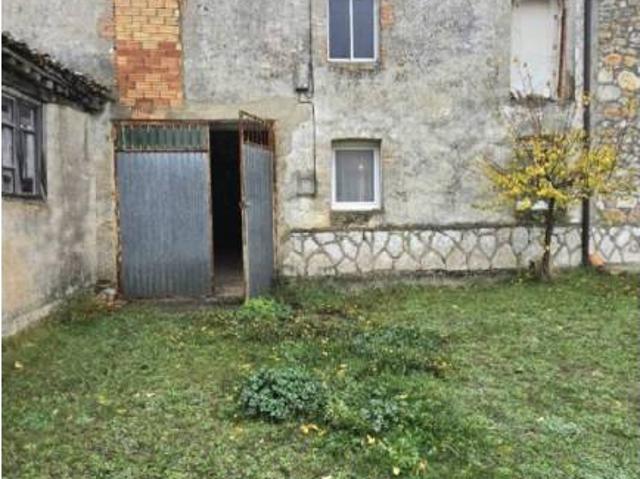 Casa en Venta en Valle de Valdelucio