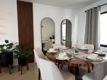 Casa en Venta en Valle Imperial Coto Cerezos