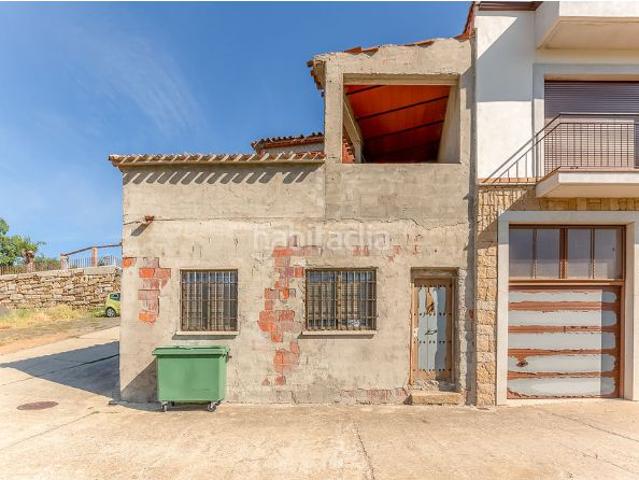 Casa en venta en Vallejera de Riofrío. Casa PARA REFORMAR Ideal para INVERTIR o para VIVIR. NO COBRAMOS HONORARIOS AL COMPRADOR. Casas Vallejera de.