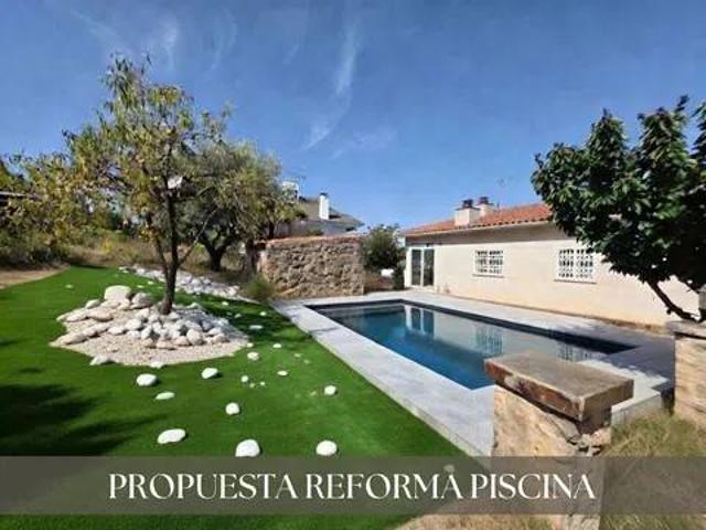 Casa en Venta en Vallirana