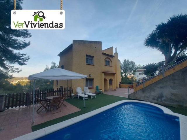 Casa en Venta en Vallirana