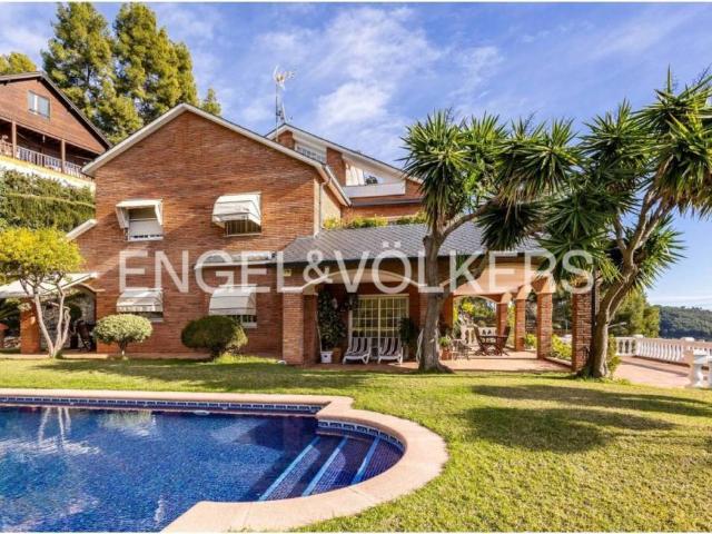 Casa en Venta en Vallirana
