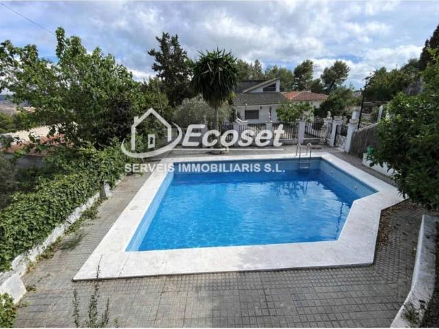 Casa en Venta en Vallirana