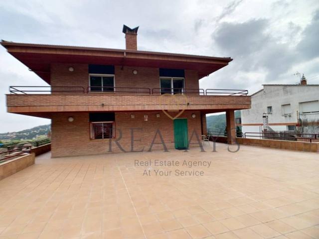Casa en Venta en Vallirana