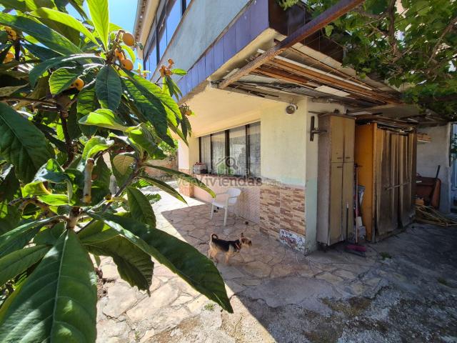 Casa en venta en Vallirana. Bonita casa con vistas despejadas. Casas.