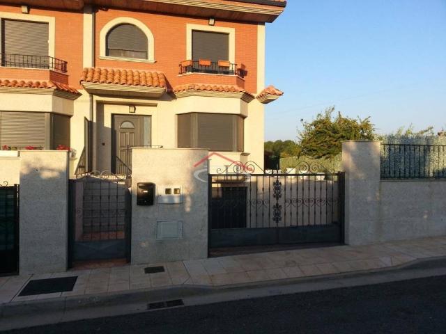 Casa en Venta en Valverde de La Virgen