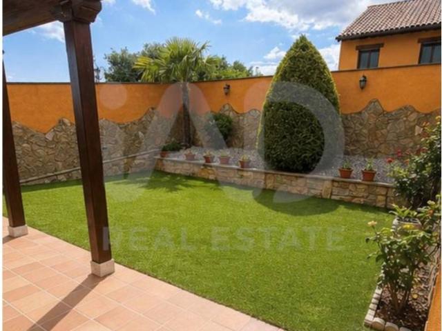 Casa en Venta en Valverde de La Virgen