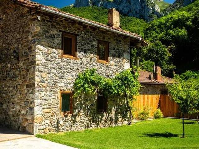Casa en Venta en Vega de Liébana