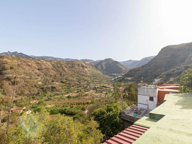 Casa en venta en Vega de San Mateo. Casa reformada y cueva en Utiaca con Terraza, Jardín y Vistas. Casas Vega de San.