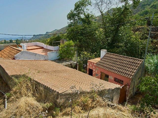 Casa en venta en Vega de San Mateo. Casa San Mateo con terrenos. Casas Vega de San.