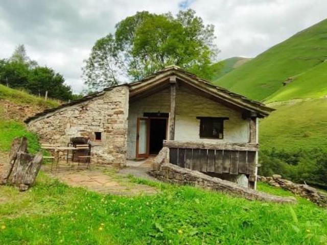 Casa en venta en Vega de Pas, Valles Pasiegos