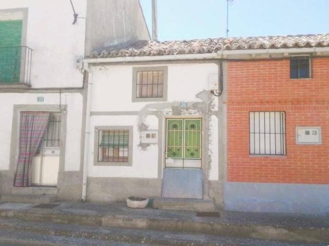 Casa en Venta en Vega de Valdetronco