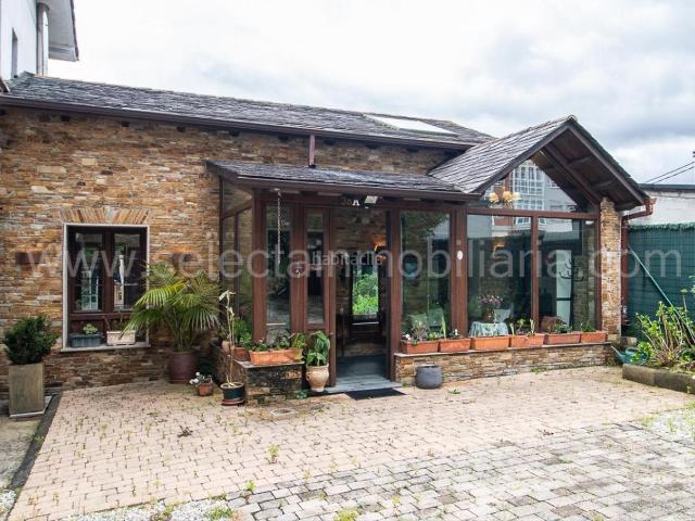 Casa en venta en Vegadeo. Casas.