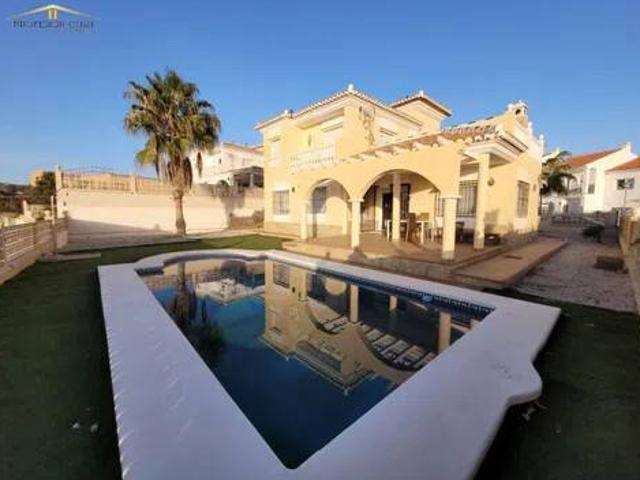 Casa en Venta en Vélez Málaga