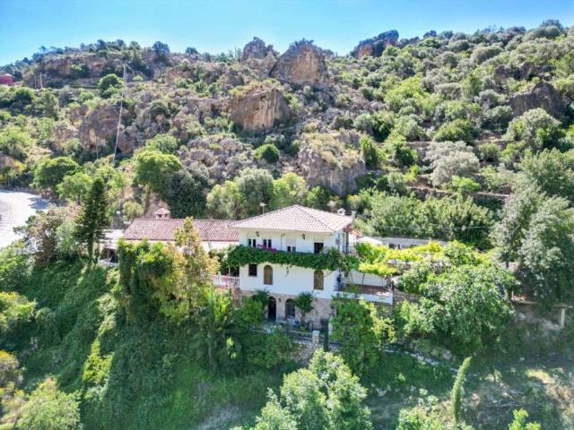 Casa en Venta en Vélez de Benaudalla