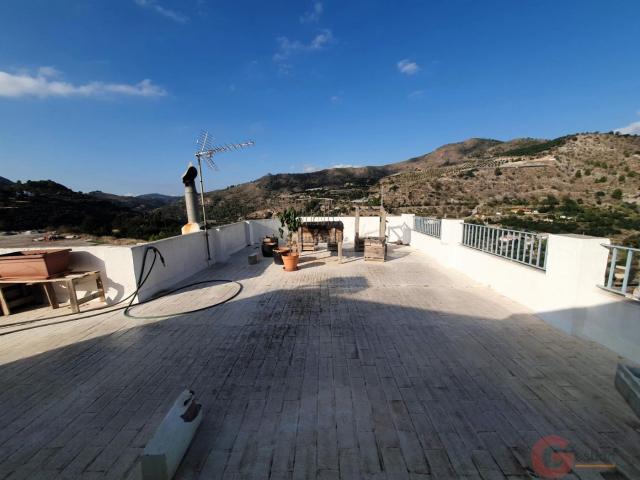 Casa en venta en Vélez de Benaudalla. Vélez de BenaudallaCasa. Casas Vélez de.