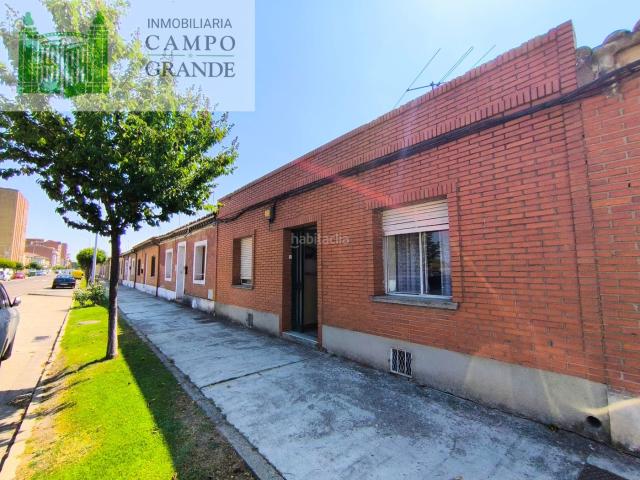 Casa en venta en Venta de Baños. Casas Venta de.