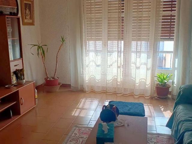 Casa en venta en Venta del Moro. Casas Venta del.
